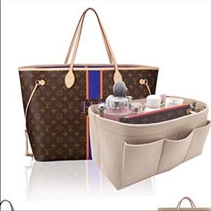Louis Vuitton never full handbag organizer